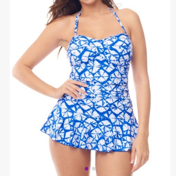 Sea & Sand Swimwear Women's Twist Front Mio Swimsuit - Tummy Control One-Piece With Molded Cups